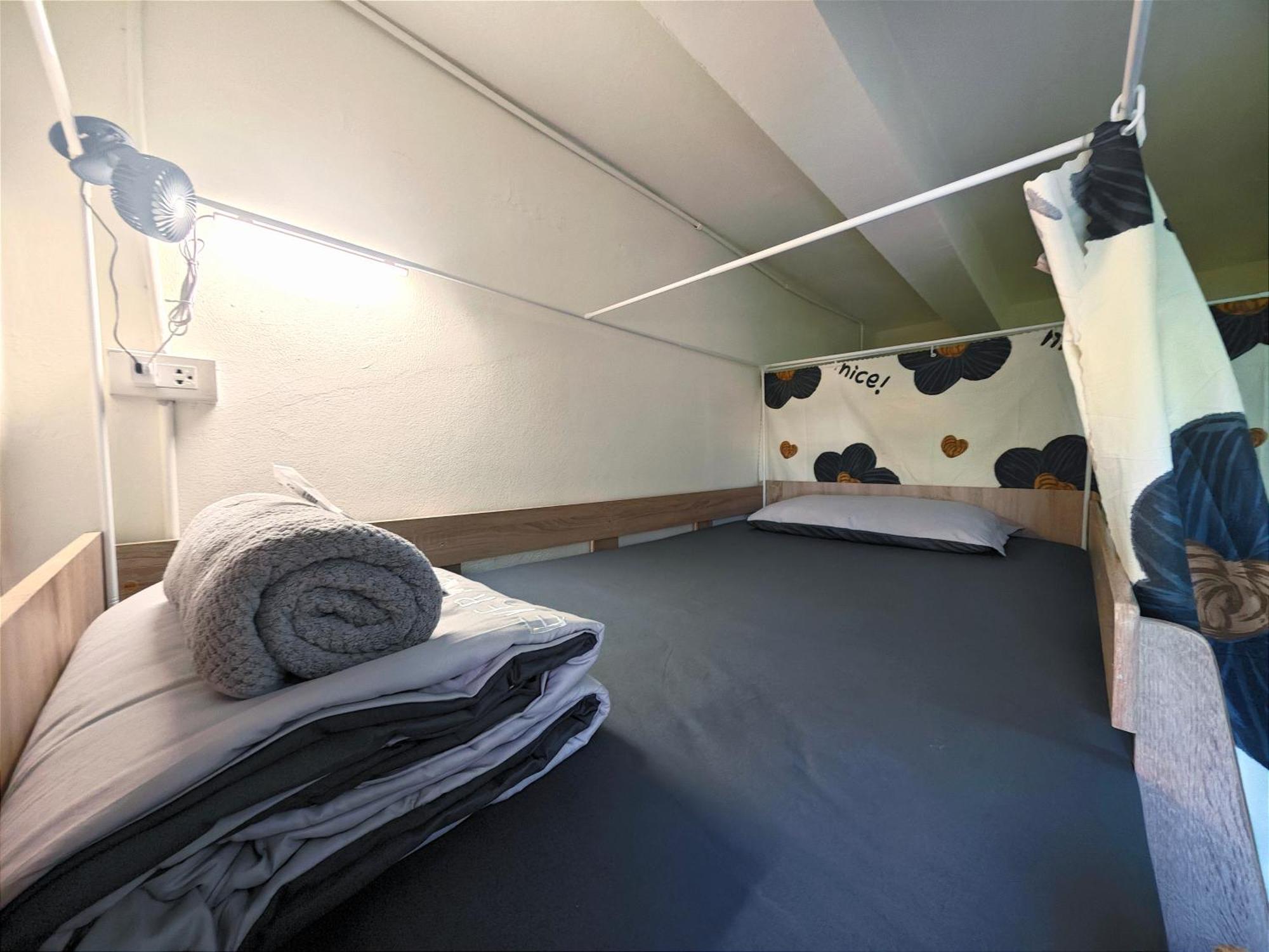 בנגקוק Panda Lodge Home Stay חדר תמונה