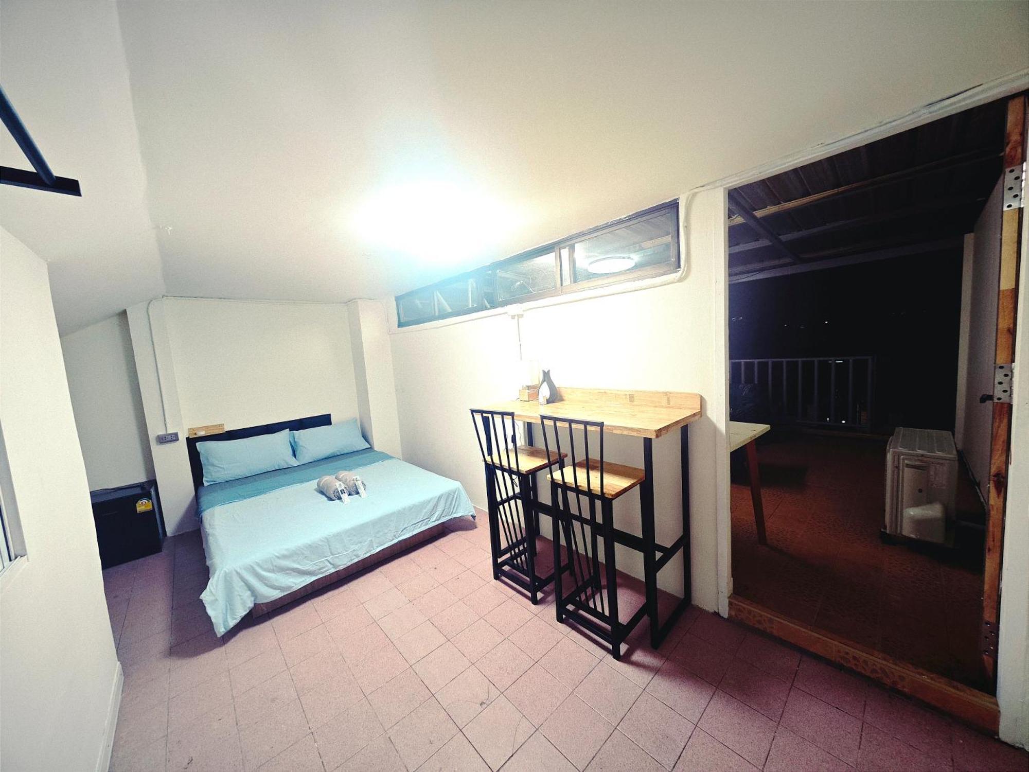 בנגקוק Panda Lodge Home Stay חדר תמונה