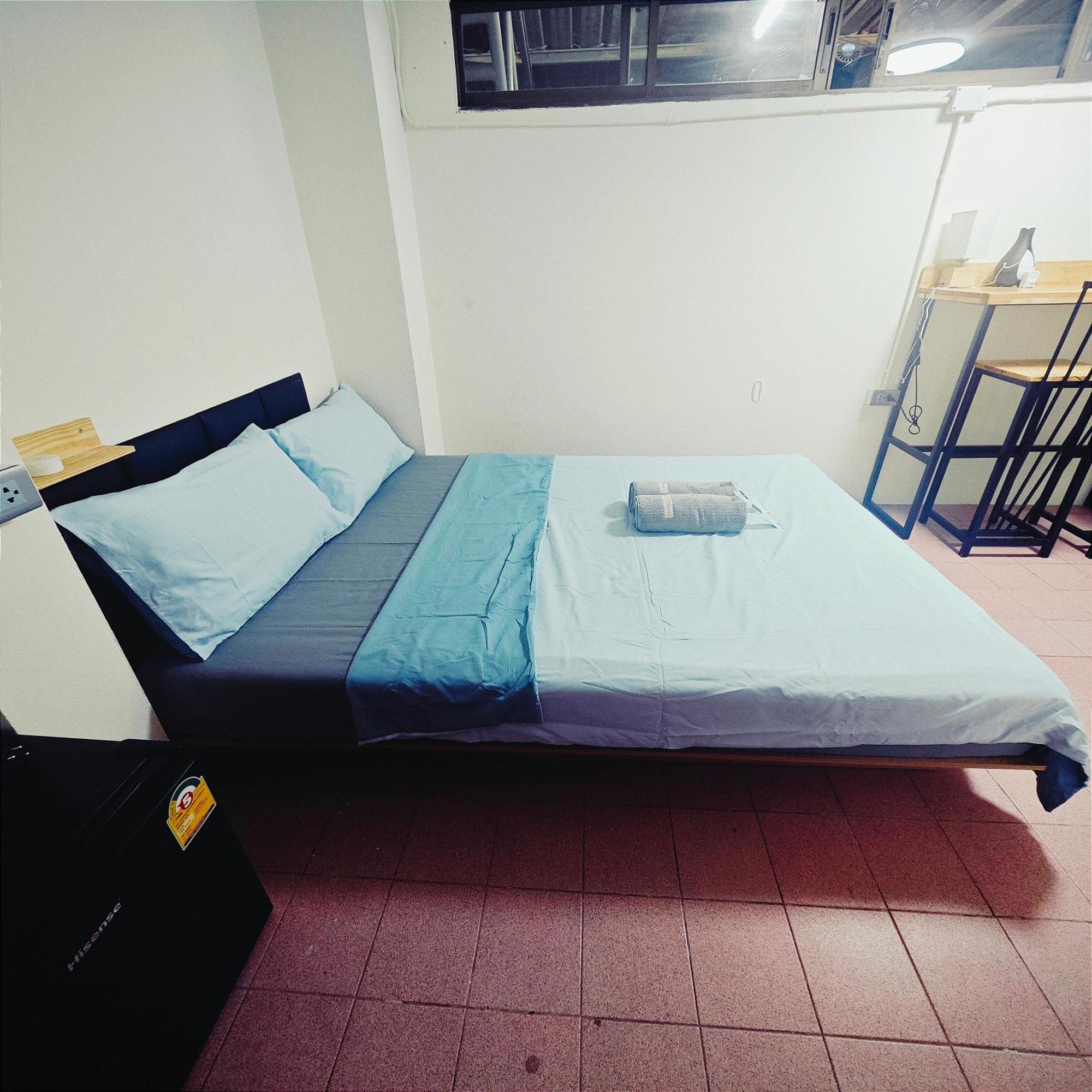 בנגקוק Panda Lodge Home Stay חדר תמונה