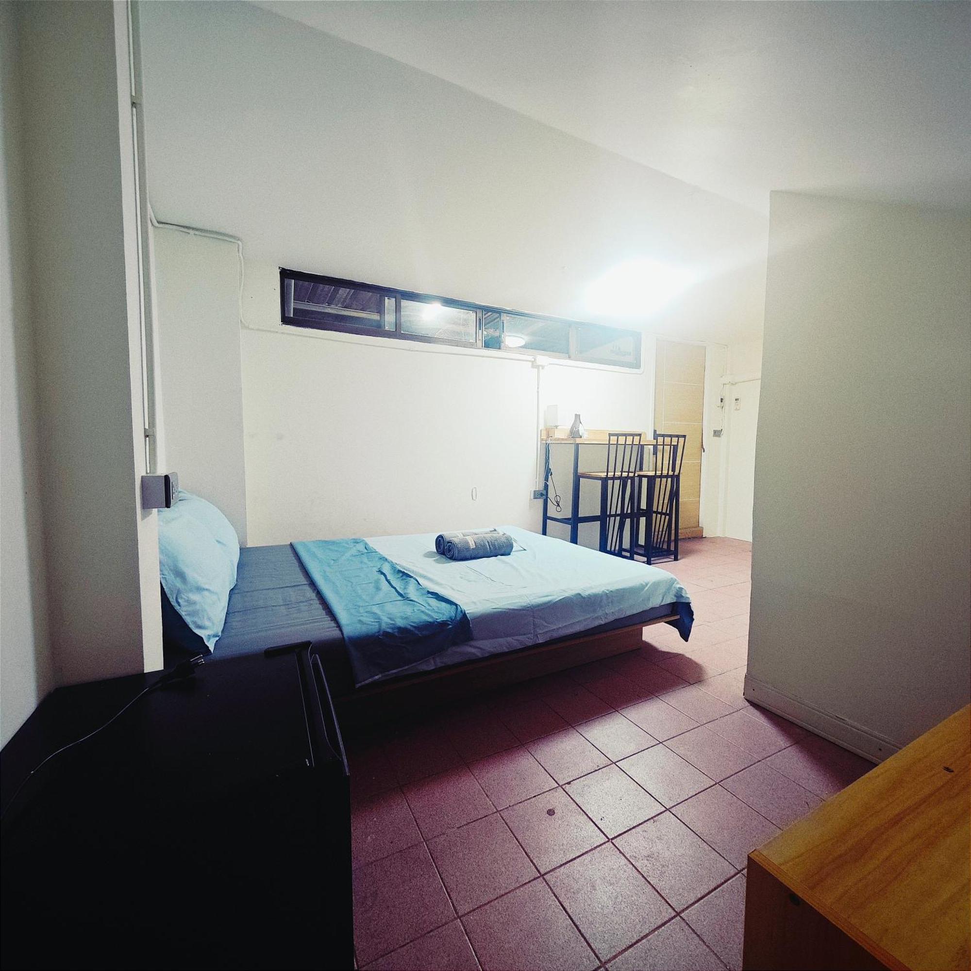 בנגקוק Panda Lodge Home Stay חדר תמונה